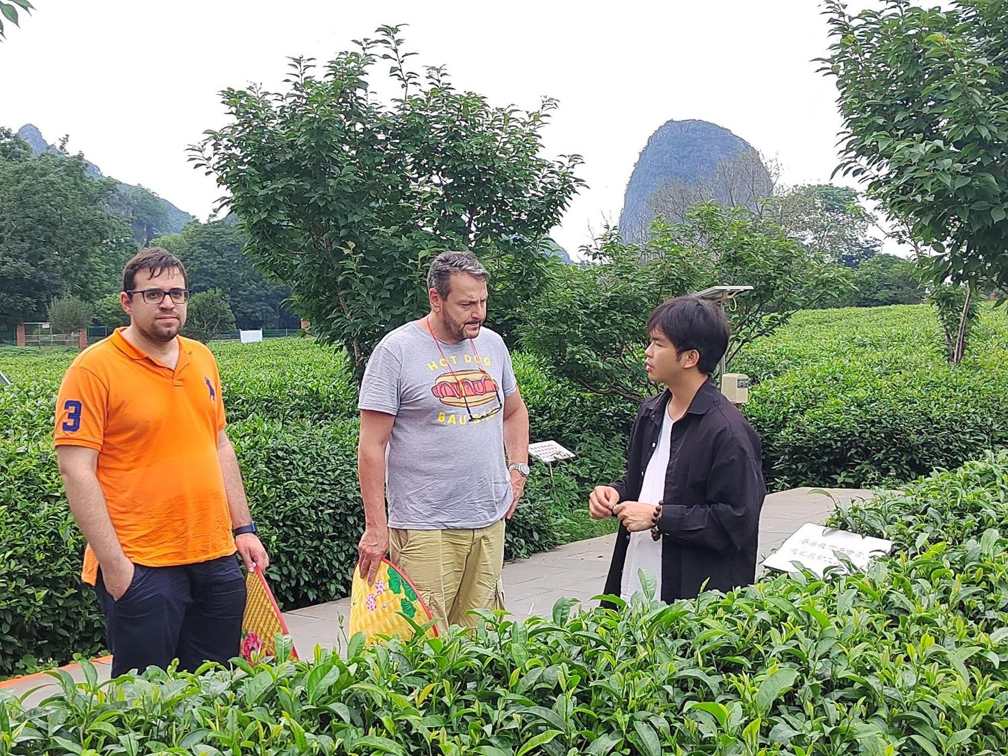 Guilin Heshe Lakeside Resort-Free Pick Up Service Stay Two Nights Exterior photo